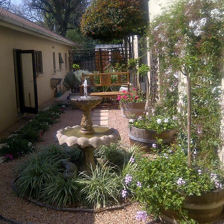 A Hundred Thousand Welcomes B&B Sandton Extérieur photo
