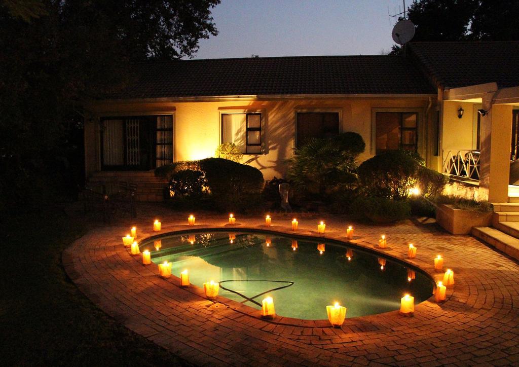 A Hundred Thousand Welcomes B&B Sandton Extérieur photo