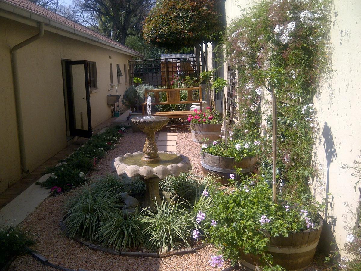 A Hundred Thousand Welcomes B&B Sandton Extérieur photo