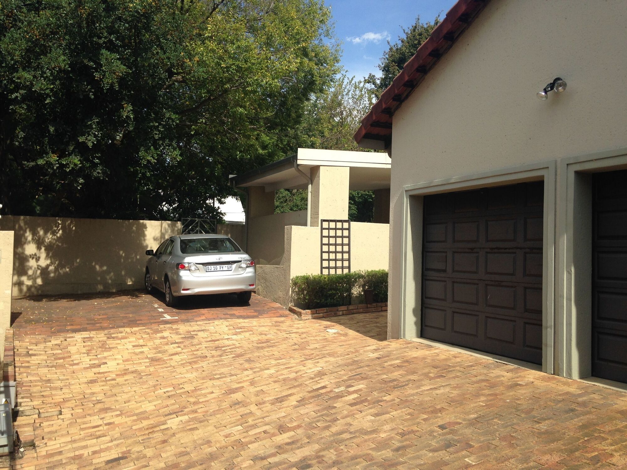 A Hundred Thousand Welcomes B&B Sandton Extérieur photo